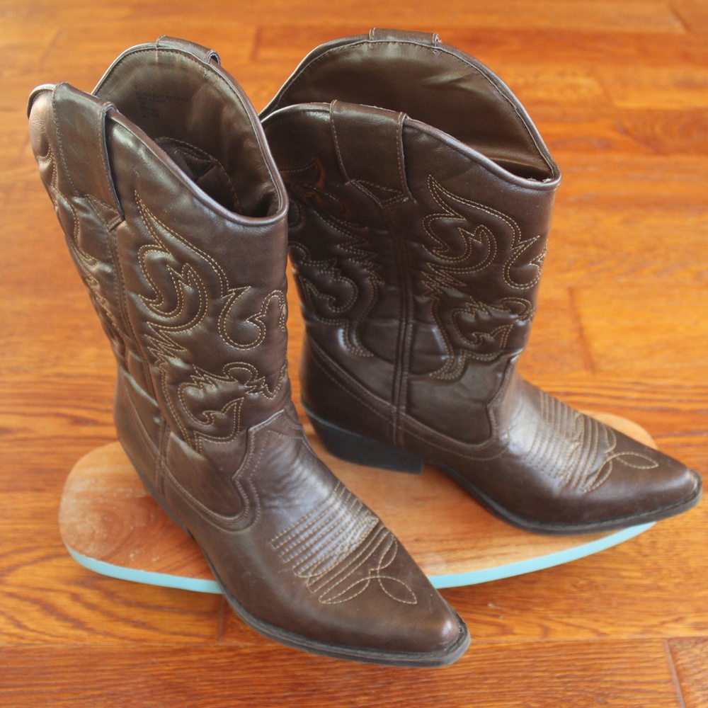 Mossimo Supply Cowboy Boots